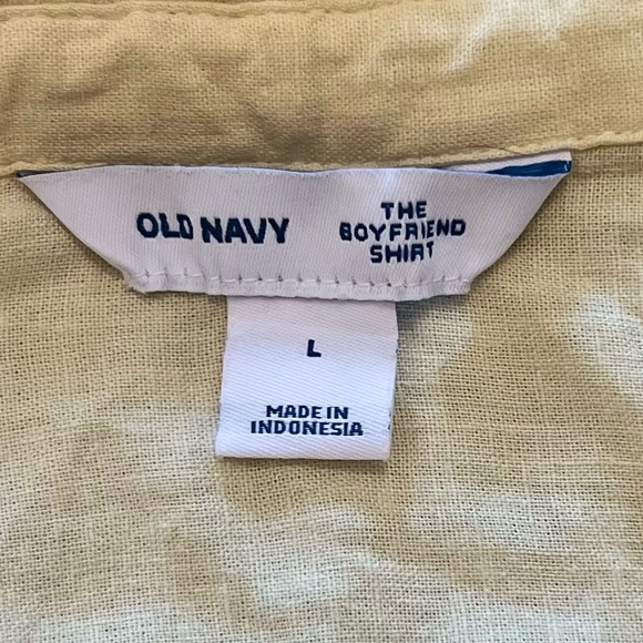 3/$19 Old Navy Linen-Blend Boyfriend Shirt - Picture 9 of 11
